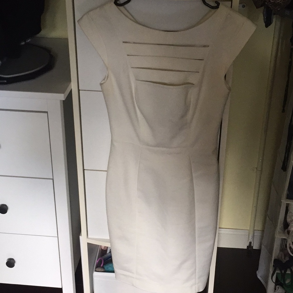 White bodycon dress